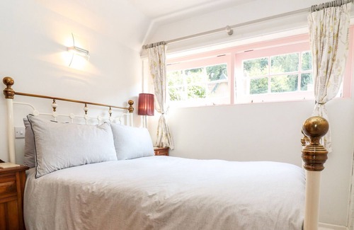 Milton Abbas Cottage | THE ENGINE ROOM in Milton Abbas