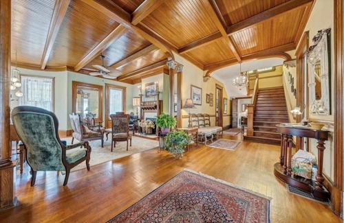 Alderson Apartment | The Equestrian, Relaxing 4-bedroom Bed & Breakfast in Historic Alderson, WV, with AC, WiFi