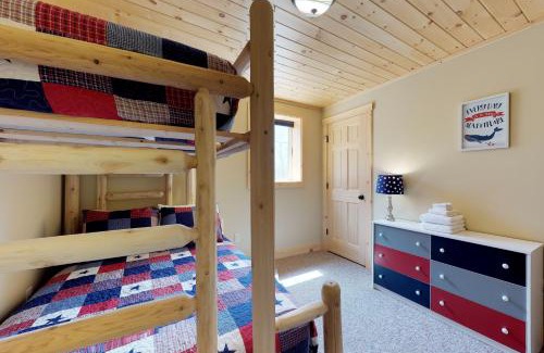 Bethel House | The Escape at Thunder Snow