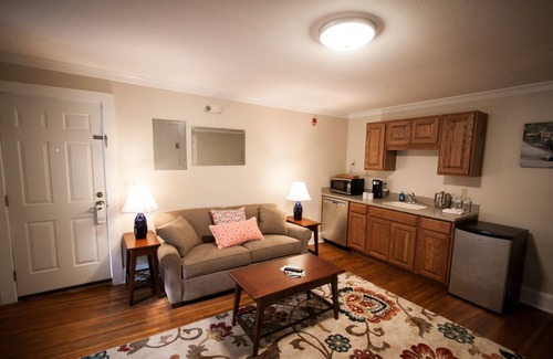 Lewisburg Apartment | The Escape