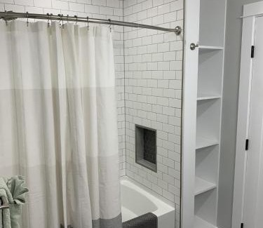 Burdett Apartment | The Fallsview at Burdett Falls
