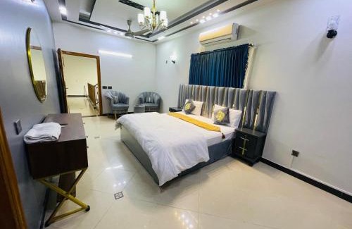 Clifton House | The Family Star Guest House