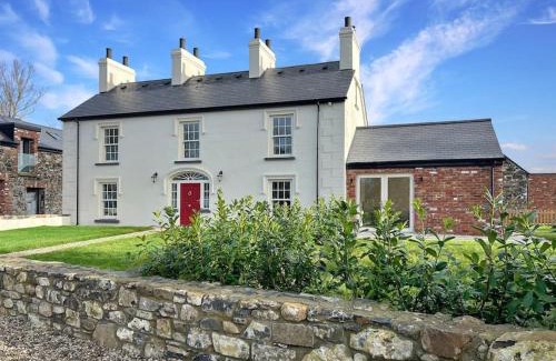 Portrush Villa | The Farmhouse at Corrstown Village