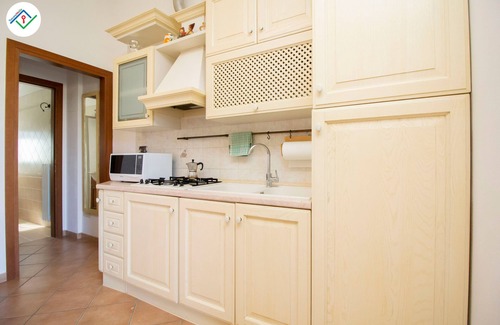 Castellina Marittima Apartment | The Farsiche - Poppy's Home