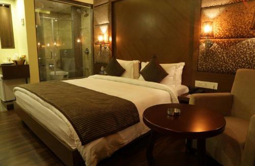 Mundra Hotel | The Fern Residency Mundra