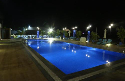 Mundra Hotel | The Fern Residency Mundra