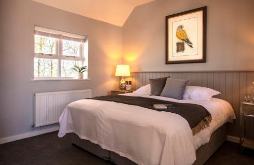 Woodham Ferrers Bed & Breakfast | The Ferry Boat Inn