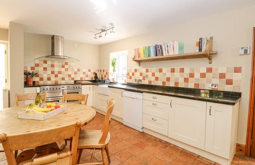 East Dereham Cottage | THE FIRS, pet friendly, character holiday cottage in Dereham