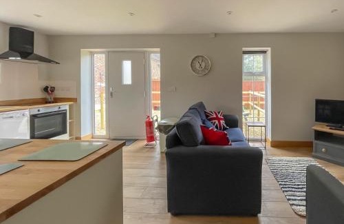 Child Okeford House | The Firs - Uk33999
