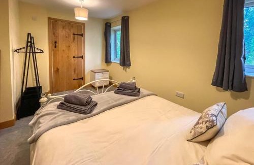 Child Okeford House | The Firs - Uk33999
