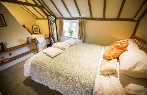 Bretforton Hotel | The Fleece Inn