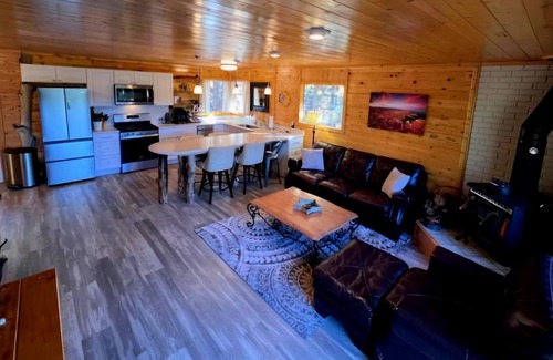 Duck Creek Village Cabin | The Flying Squirrel Getaway