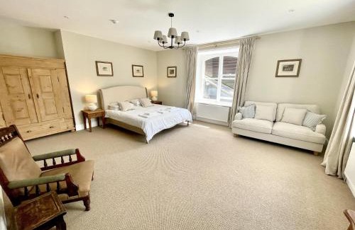 Melcombe Bingham Hotel | The Fox Inn