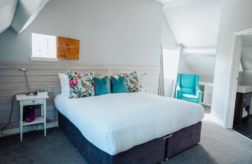 Stourbridge Bed & Breakfast | The Fox Inn