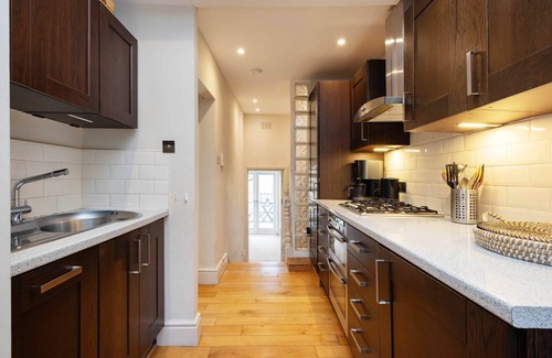 Munster Apartment | The Fulham Palace Parkside Apartment, by Veeve