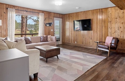 Custer Cabin | ★The Fun Cabin★Pond-Views★BHBungalows #5★