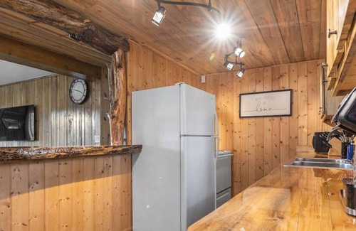 Custer Cabin | ★The Fun Cabin★Pond-Views★BHBungalows #5★