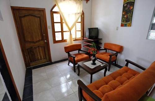 Bahia de la Academia Bed & Breakfast | The Galapagos Pearl B&B