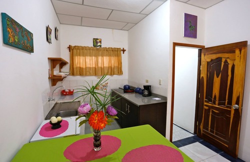 Bahia de la Academia Bed & Breakfast | The Galapagos Pearl B&B