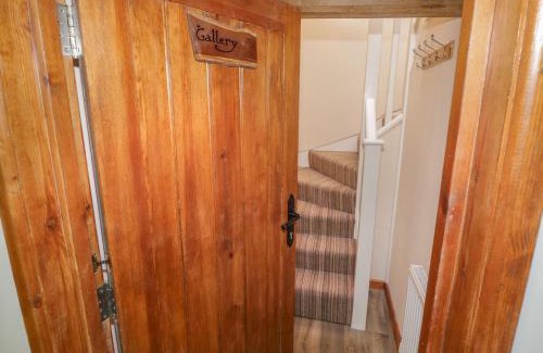 Strefford Apartment | The Gallery