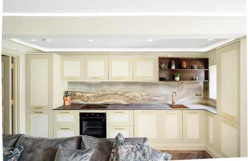 Seafront Apartment | The Garden Flat