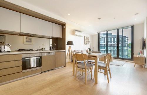 Abbotsford Apartment | The Garden of Eden- 01767