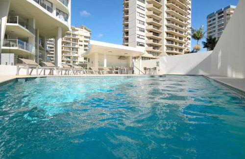 Coolangatta Apartment | The Garland at Rainbow Bay