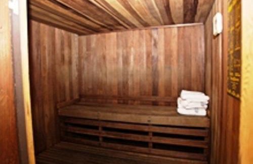 Three Rivers Cabin | The Gateway Restaurant & Lodge