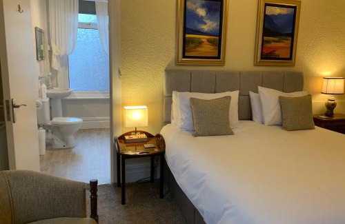 Lytham St. Anne's Bed & Breakfast | The Gaydon