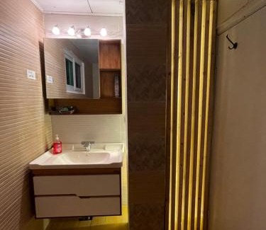 Dhirkot House | The Generals Inn