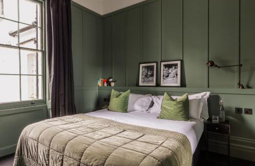 Cheltenham Hotel | The George