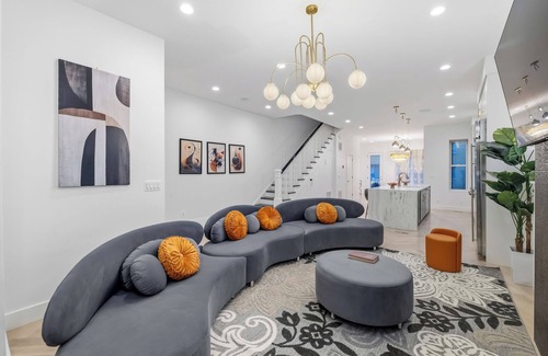 Dupont Circle House | The Gilded Manor - Luxury Victorian Mansion @ Dupont Circle