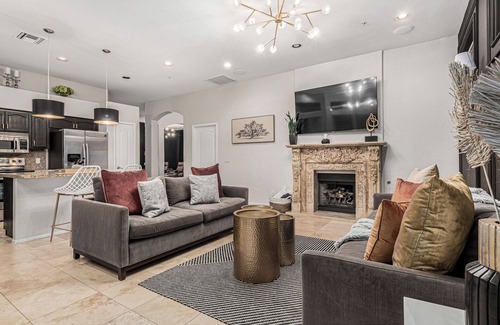 Desert Shadows I House | The Gilded Stay~Pool~Hot Tub~Theatre Room~Popcorn Bar!