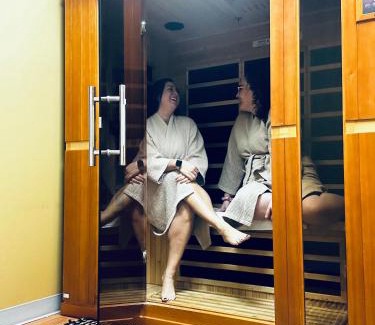 Jefferson Apartment | The Glam Room - Bohemian Glam style suite in Historic Jefferson Tx