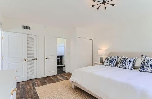 Southside House | The Glenn House - Gather Poolside in a Breezy South End Getaway