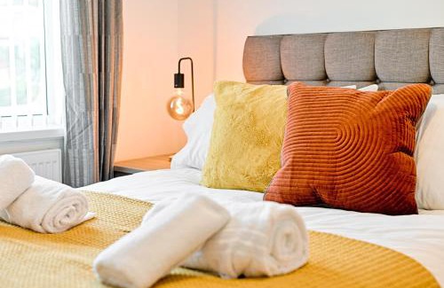St. Thomas Apartment | The Glenroy - TV in Every Bedroom!