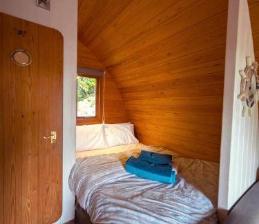 Morecambe Apartment | The Golden Ball Hotel Pods
