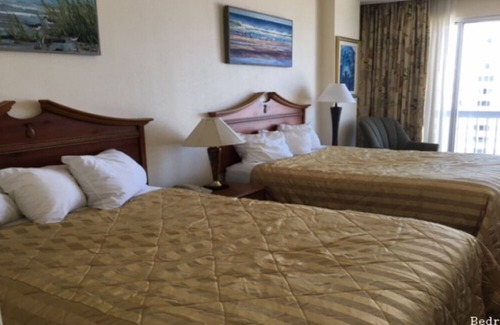 Ortona Park Resort | The Golden Starfish 1 Bedroom 1 Bath Sleeps 4, unit 1416