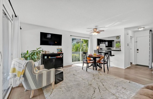 Daphne Condo | The Golf Retreat