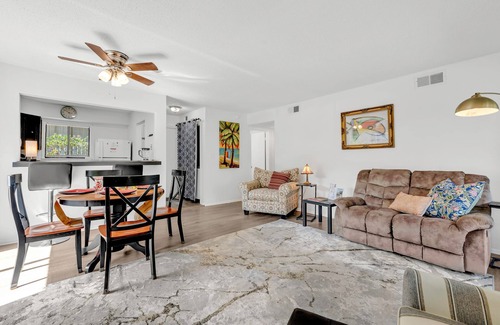 Daphne Condo | The Golf Retreat