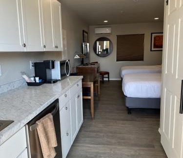 George Hotel | The GQ Extended Stay