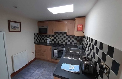 Polesworth Cottage | The Granary - Beautiful barn conversion set on a working farm with scenic views