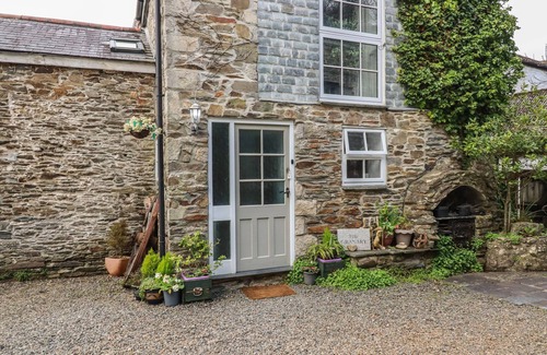 Ladock Cottage | THE GRANARY, pet friendly, character holiday cottage in Summercourt