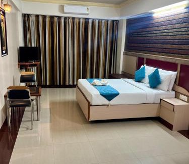 Madiwala Hotel | The Grand Krishna Rooms