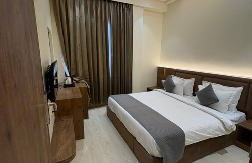 Khandwa Hotel | The Grand Omkara Hotel & Resorts