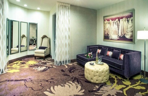 Reno House | The Grand Queen with Magnificent Views