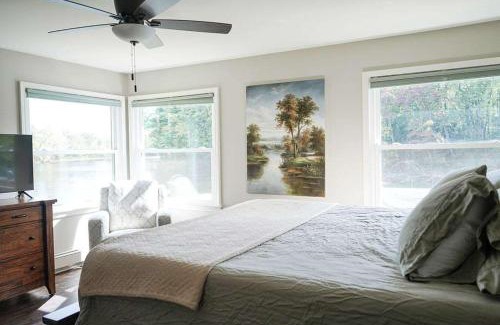 Onondaga House | The Grand Riverhouse & Bunkhouse