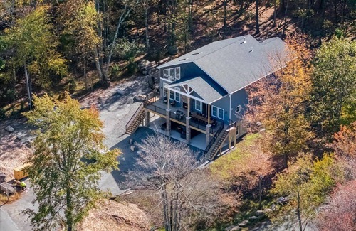 Lake Harmony Estates Villa | The Grand Splash Retreat -nSpacious 10BR,7B Brand New Villa