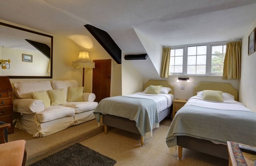Brecon House | The Grange Guest House