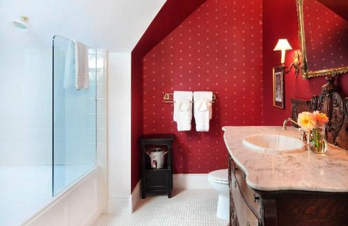 Healdsburg Bed & Breakfast | The Grape Leaf Inn